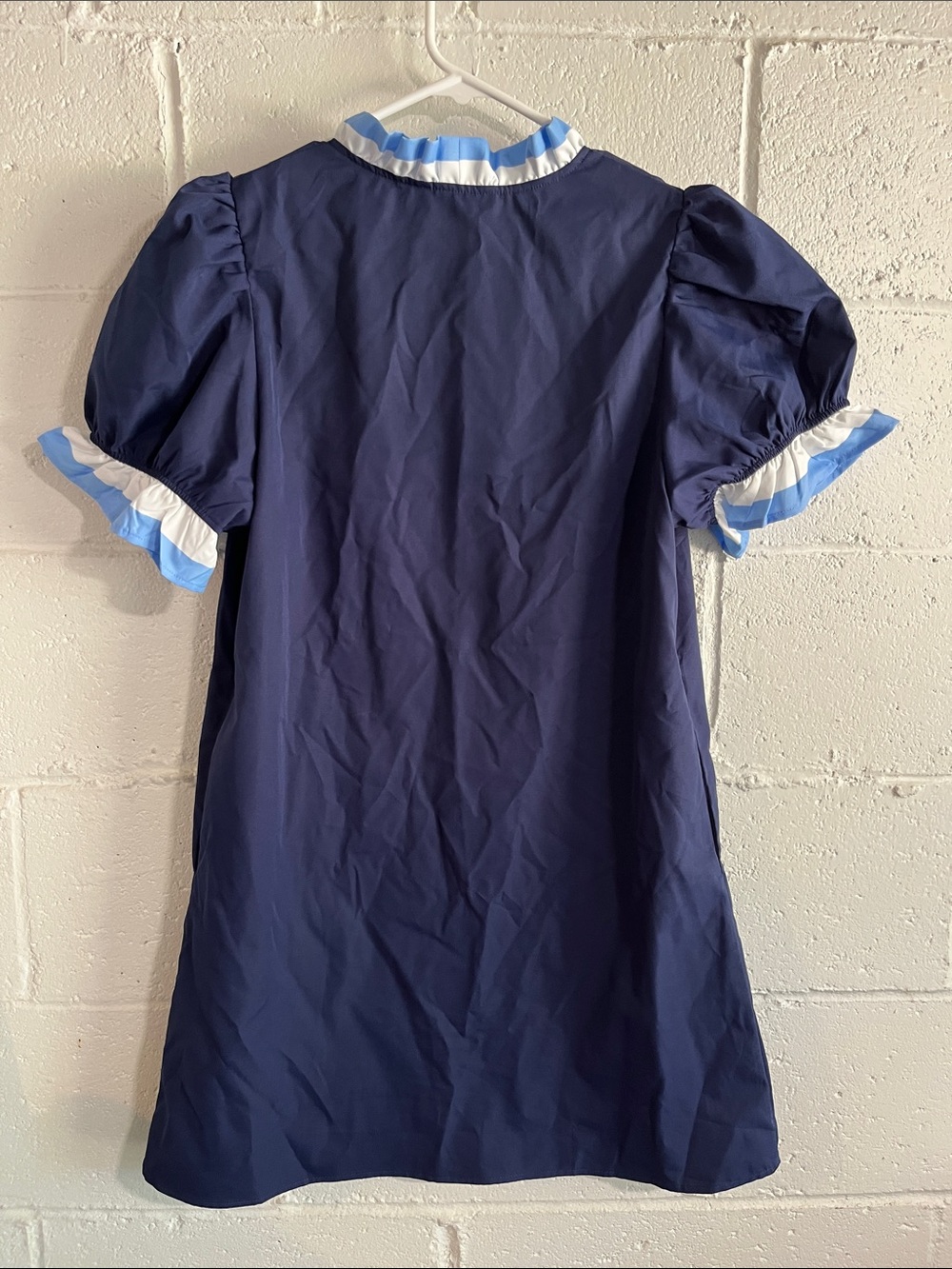 Wenrine Ruffle-Trim Button Front Dress- Medium - Picture 6 of 6